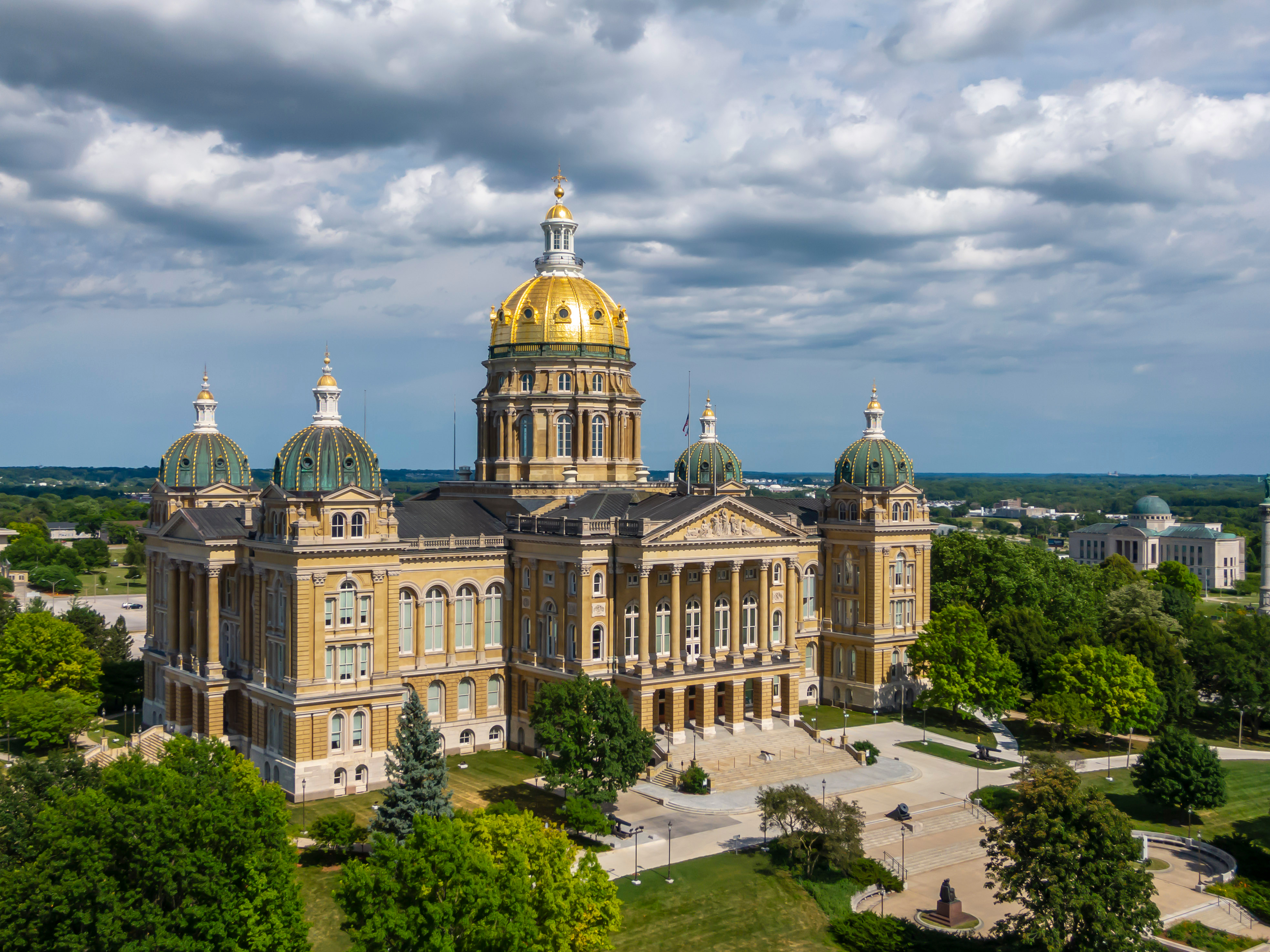 Reynolds Offers Plan to Reduce Waste and Increase Efficiency in Iowa Government